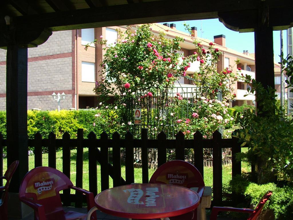 Hostal El Botero Кускуррита-де-Рио-Тирон Экстерьер фото