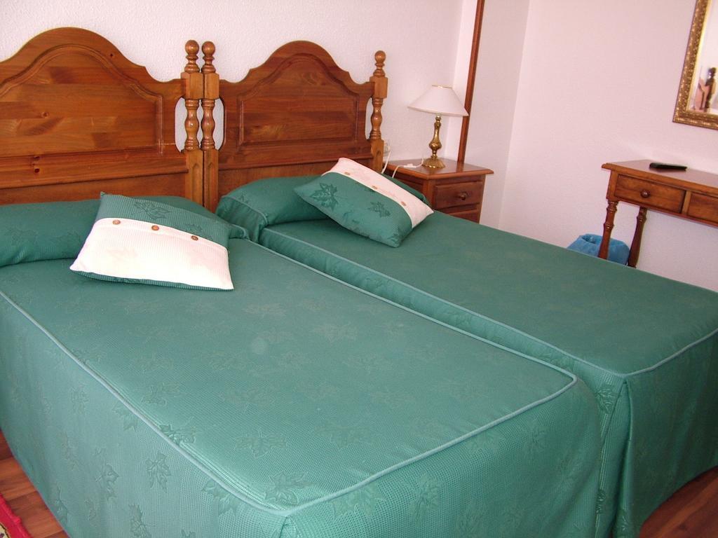 Hostal El Botero Кускуррита-де-Рио-Тирон Экстерьер фото